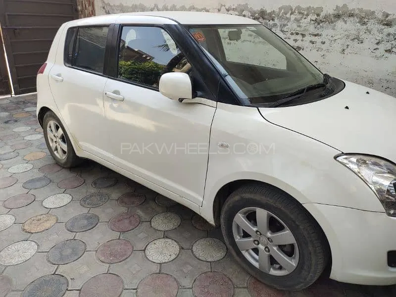 سوزوکی سوئفٹ 2017 for Sale in گجرات Image-1