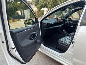 TOYOTA YARIS HATCHBACK G PACKAGE (1000cc)
Model 2021 and Registration 2024
Choice Registered “333”
4.5 Grade Auction Sheet Available & Attached 
Only 35,000 KM Import Mileage 
37,000 Driven Now
Only 1500 km driven locally 
Complete service history available 
Pearl White Color
Bumper to Bumper Original Guaranteed 100%
First Owner
Automatic transmission 
PUSH START
CLIMATE A/C 
APPLE CAR PLAY BLUETOOTH 
MULTIMEDIA STEERING
DIGITAL METER
RETRACTABLE MIRRORS
RADAR
ETC
Too Many Extras 
Leather Seats 
As Good as zero meter
EXCHANGE POSSIBLE WITH ANY CAR

For inspection
Available at SUPREME  CARS
Plot # 151/F,Under Imam heights,Shop no.1&2, Main Khalid Bin Walid Rd, Karachi, Sindh 75400

|  Premium Cars  |  Best Prices  |  Optimum Performance | 
#supremecarsgang