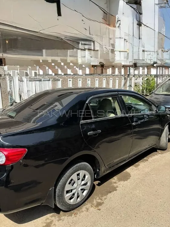 Toyota Corolla 2012 for Sale in Karachi Image-1