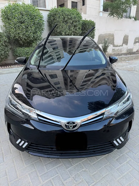 Toyota Corolla 2019 for Sale in Karachi Image-1