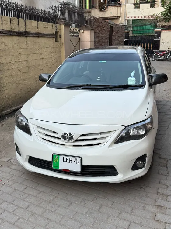 Toyota Corolla 2013 for Sale in Sialkot Image-1
