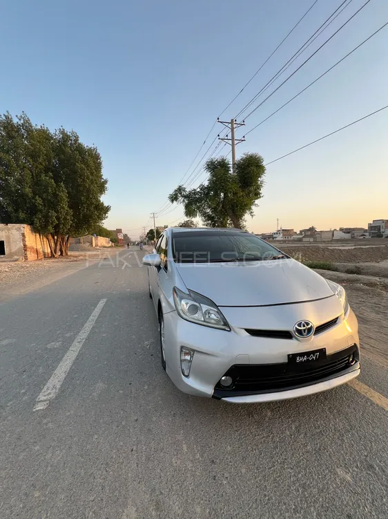 Toyota Prius 2013 for Sale in Rahim Yar Khan Image-1