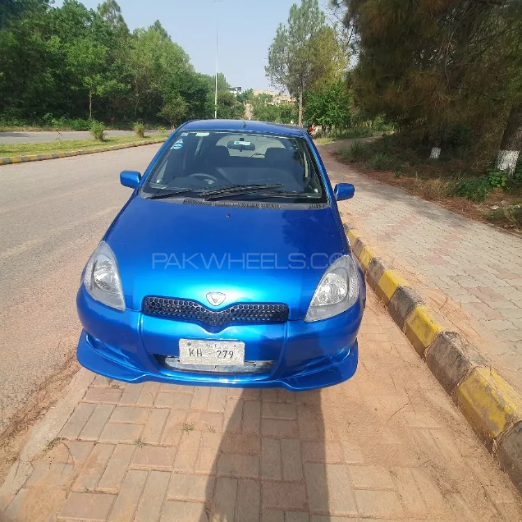 Toyota Vitz 2001 for Sale in Islamabad Image-1