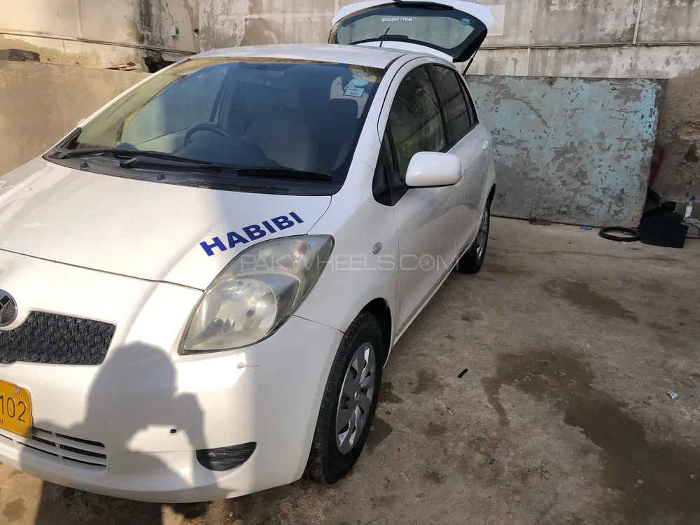Toyota Vitz 2006 for Sale in Karachi Image-1