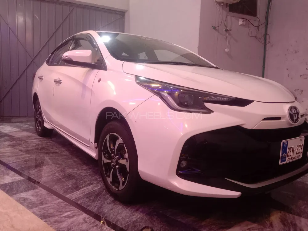 ٹویوٹا یارس سیڈان 2024 for Sale in پشاور Image-1