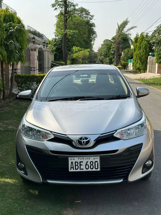 Toyota Yaris Sedan 2020 for Sale in Lahore Image-1