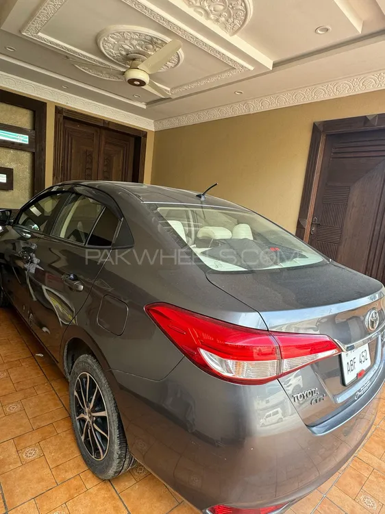 Toyota Yaris Sedan 2020 for Sale in Lahore Image-1