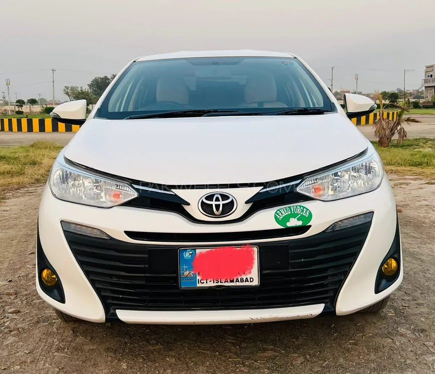 Toyota Yaris Sedan 2021 for Sale in Faisalabad Image-1