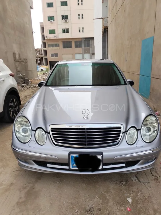 Mercedes Benz E Class 2003 for Sale in Faisalabad Image-1