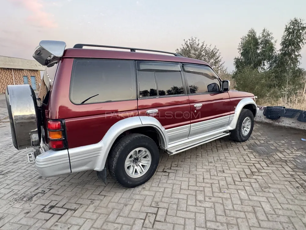 مٹسوبیشی پجیرو 1992 for Sale in اسلام آباد Image-1