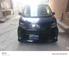 Daihatsu Move Custom X VS Smart Selection  2023 for Sale