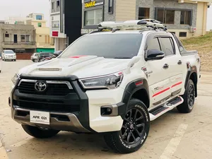 Toyota Hilux Revo G 2.8 2016 for Sale