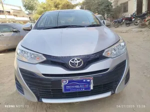 Toyota Yaris Sedan GLI CVT 1.3 2023 for Sale