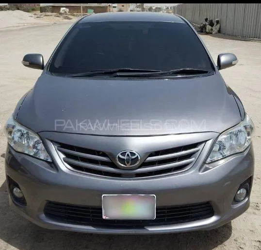 Toyota Corolla 2013 for Sale in Karachi Image-1