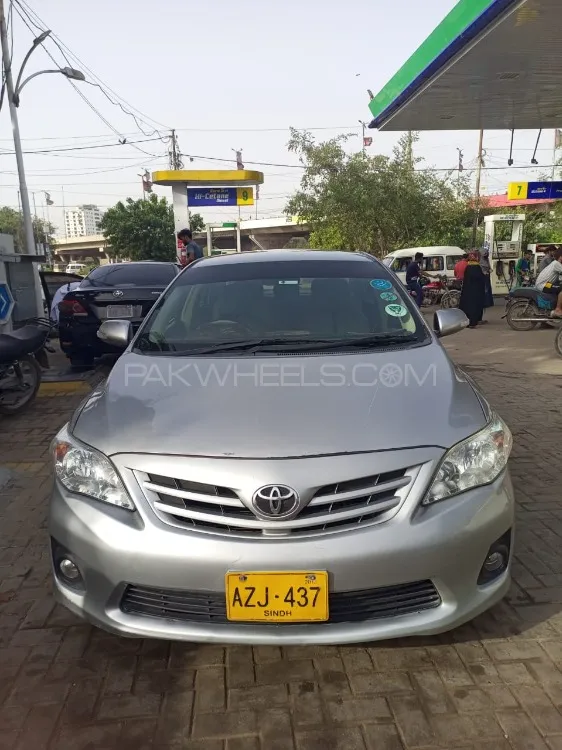 Toyota Corolla 2013 for Sale in Karachi Image-1
