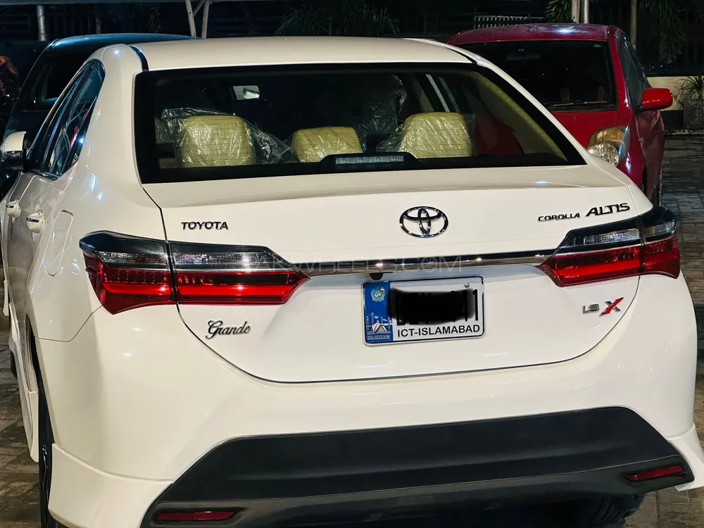 Toyota Corolla 2024 for Sale in Mardan Image-1