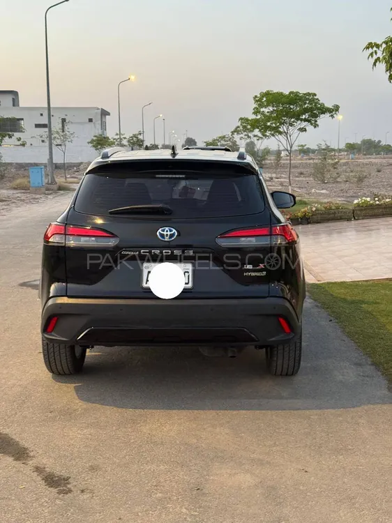 Toyota Corolla Cross 2024 for Sale in Multan Toyota Corolla Cross 2024 for Sale in Multan Image-6