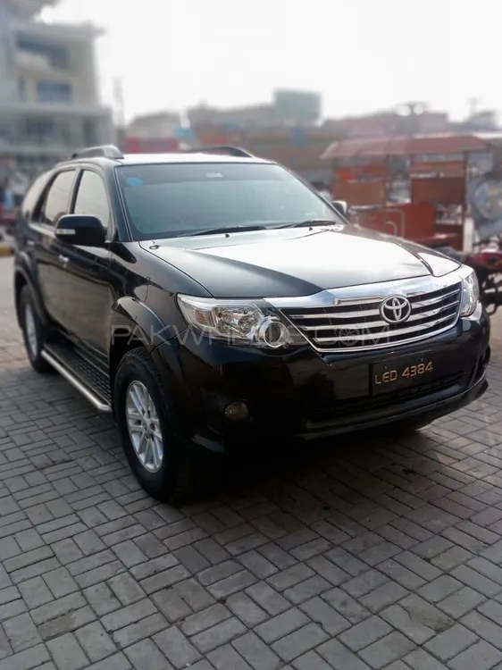 Toyota Fortuner 2013 for Sale in Sheikhupura Image-1