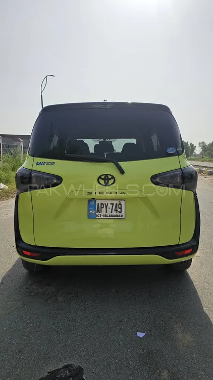 Toyota Sienta 2015 for Sale in Gujrat Image-1