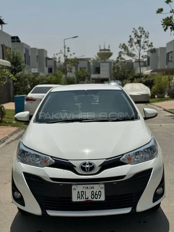 Toyota Yaris Sedan 2024 for Sale in Multan Image-1