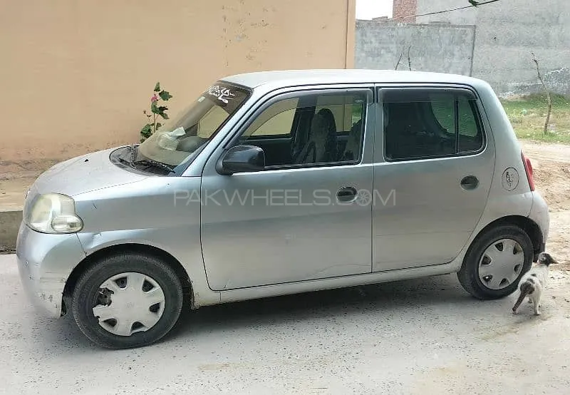 Daihatsu Esse 2011 for Sale in Sargodha Image-1