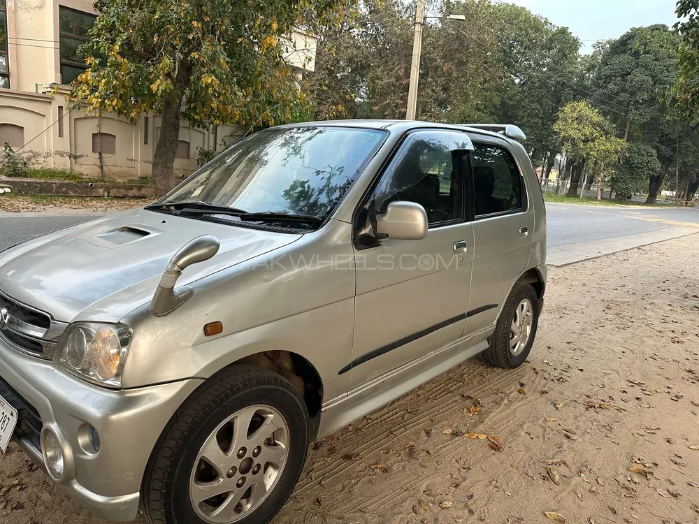 Daihatsu Terios Kid 2005 for Sale in Kharian Image-1