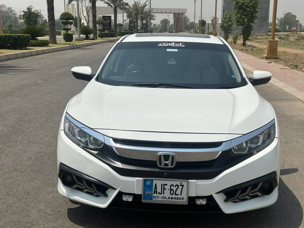 Honda Civic 2017 for Sale in Phalia Image-1