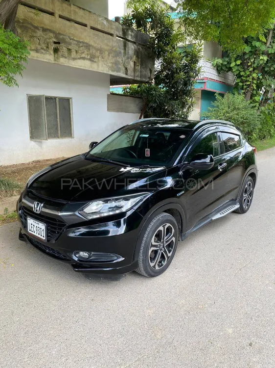 Honda Vezel 2015 for Sale in Rawalpindi Image-1