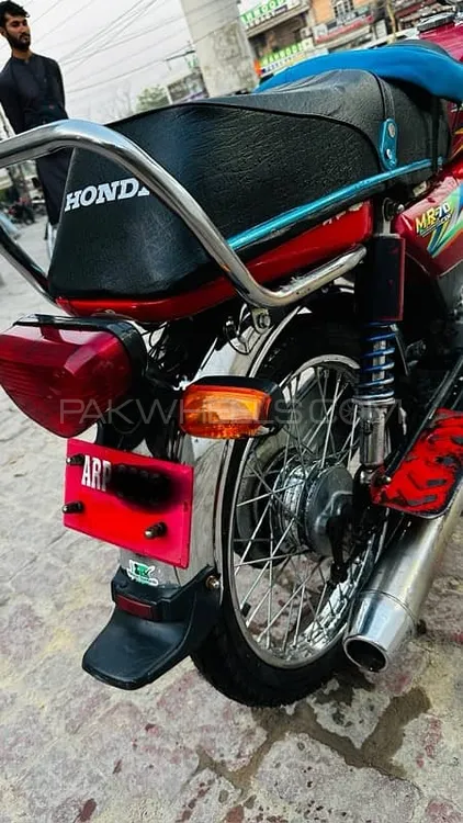 میٹرو MR 70 2023 for Sale میٹرو MR 70 2023 for Sale Image-4