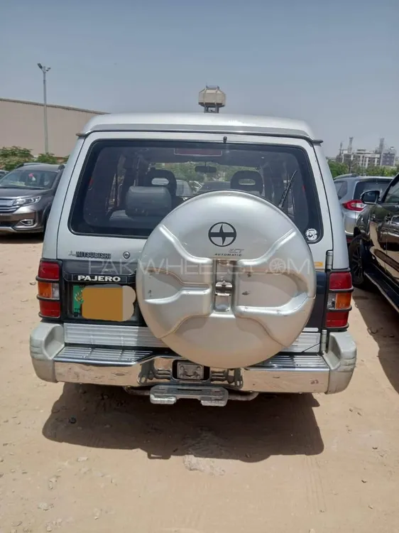 Mitsubishi Pajero 1992 for Sale in Karachi Image-1