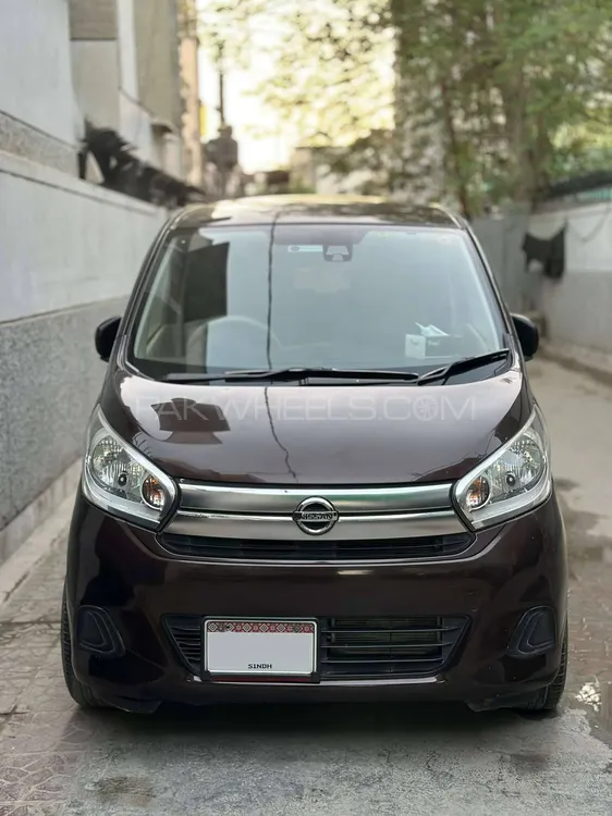 Nissan Dayz 2015 for Sale in Karachi Image-1