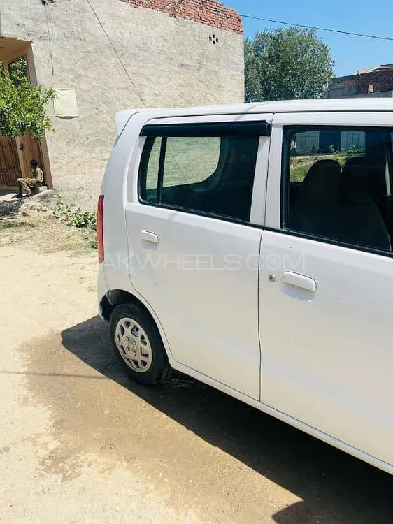Suzuki Wagon R 2016 for Sale in Lahore Image-1