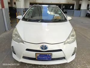 Toyota Aqua S 2013 for Sale