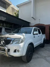 Toyota Hilux Vigo Champ G 2016 for Sale