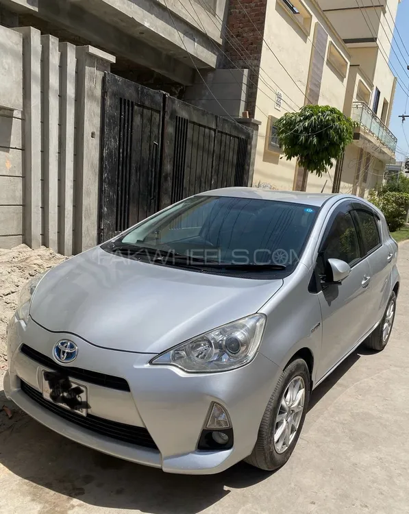 Toyota Aqua 2014 for Sale in Multan Image-1