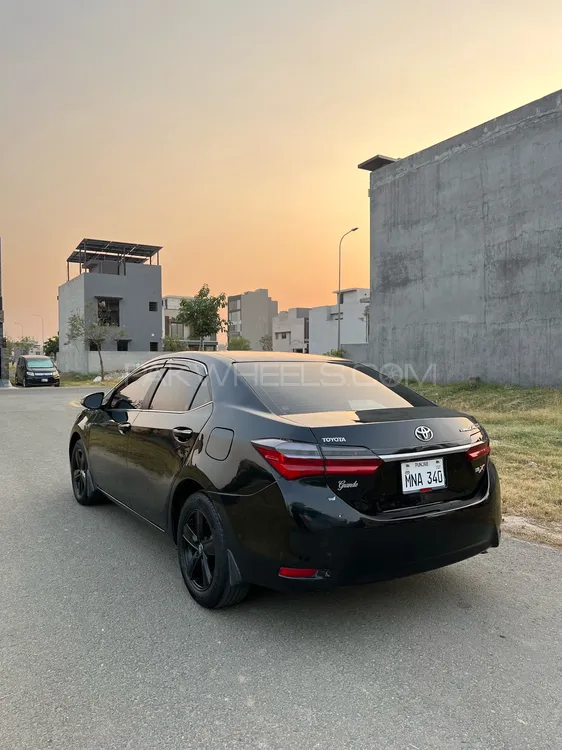 Toyota Corolla 2015 for Sale in Lahore Image-1