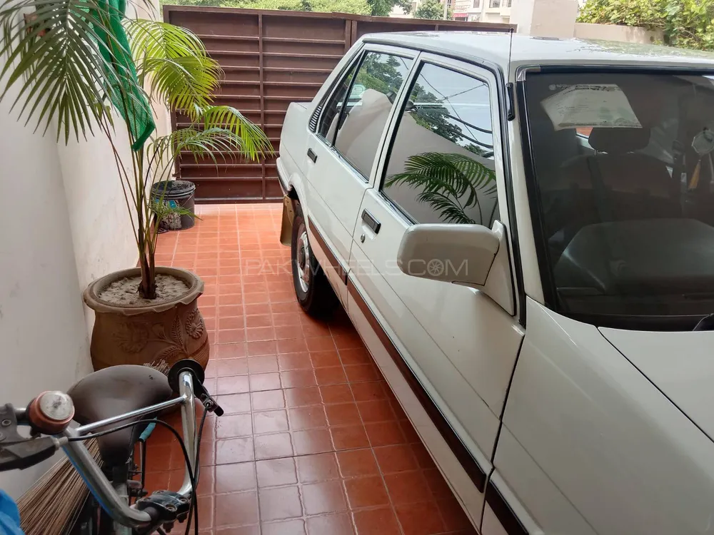Toyota Corolla 1986 for Sale in Multan Image-1