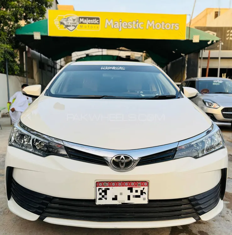 Toyota Corolla 2018 for Sale in Karachi Image-1