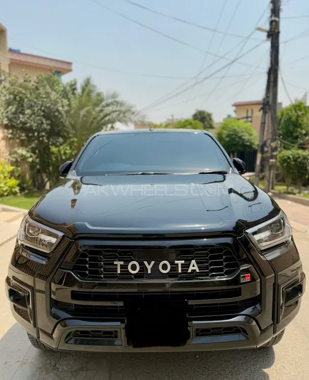 Toyota Hilux 2024 for Sale in Lahore Image-1