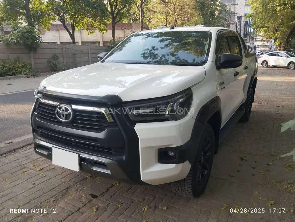 Toyota Hilux 2022 for Sale in Lahore Image-1