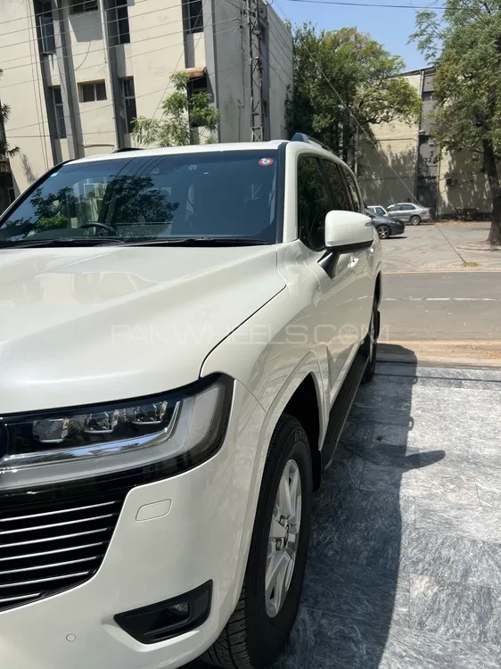 ٹویوٹا لینڈ کروزر 2023 for Sale in لاہور Image-1