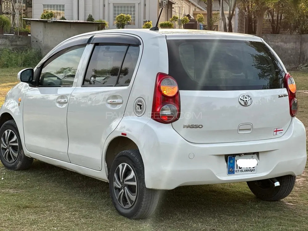 Toyota Passo 2010 for Sale in Islamabad Image-1