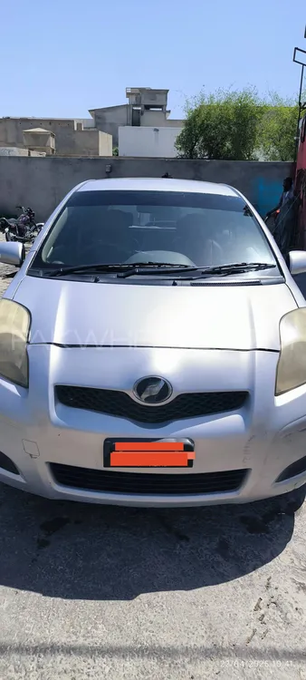 Toyota Vitz 2008 for Sale in Dera ismail khan Image-1