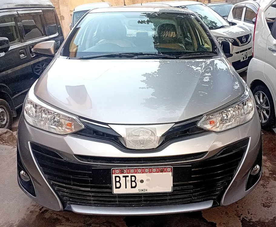 Toyota Yaris Sedan 2021 for Sale in Karachi Image-1