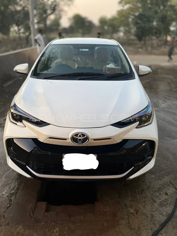 Toyota Yaris Sedan 2025 for Sale in Sialkot Image-1
