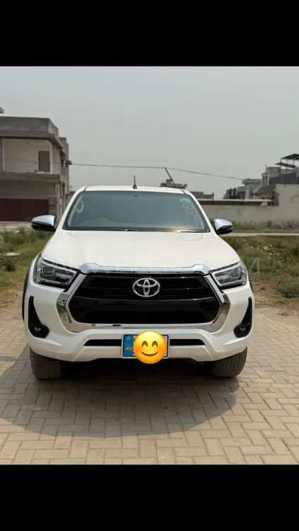 Toyota Hilux 2022 for Sale in Sialkot Image-1