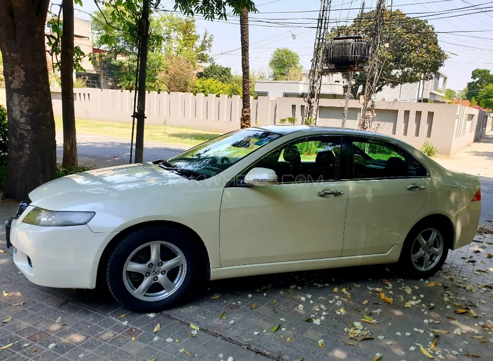 Honda Accord 2003 for Sale in Lahore Image-1
