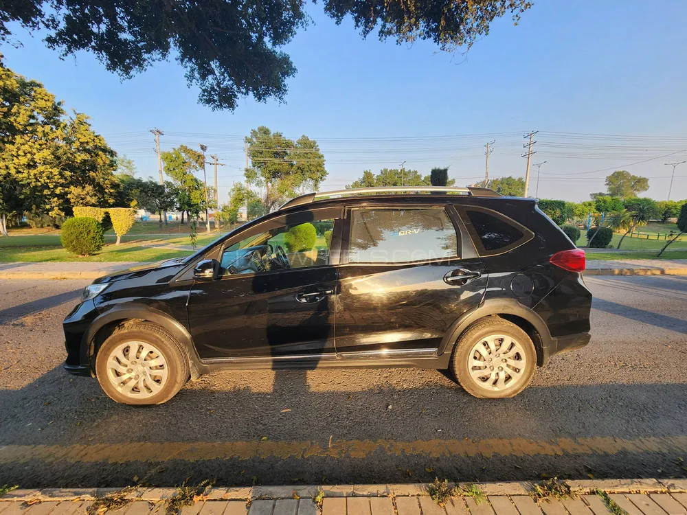 Honda BR-V 2020 for Sale in Lahore Image-1