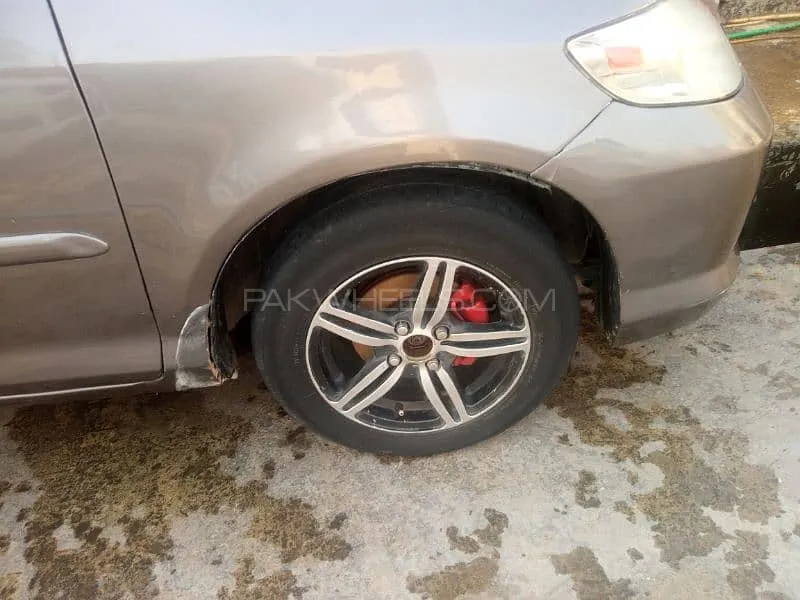 Honda City 2004 for Sale in Layyah Image-1