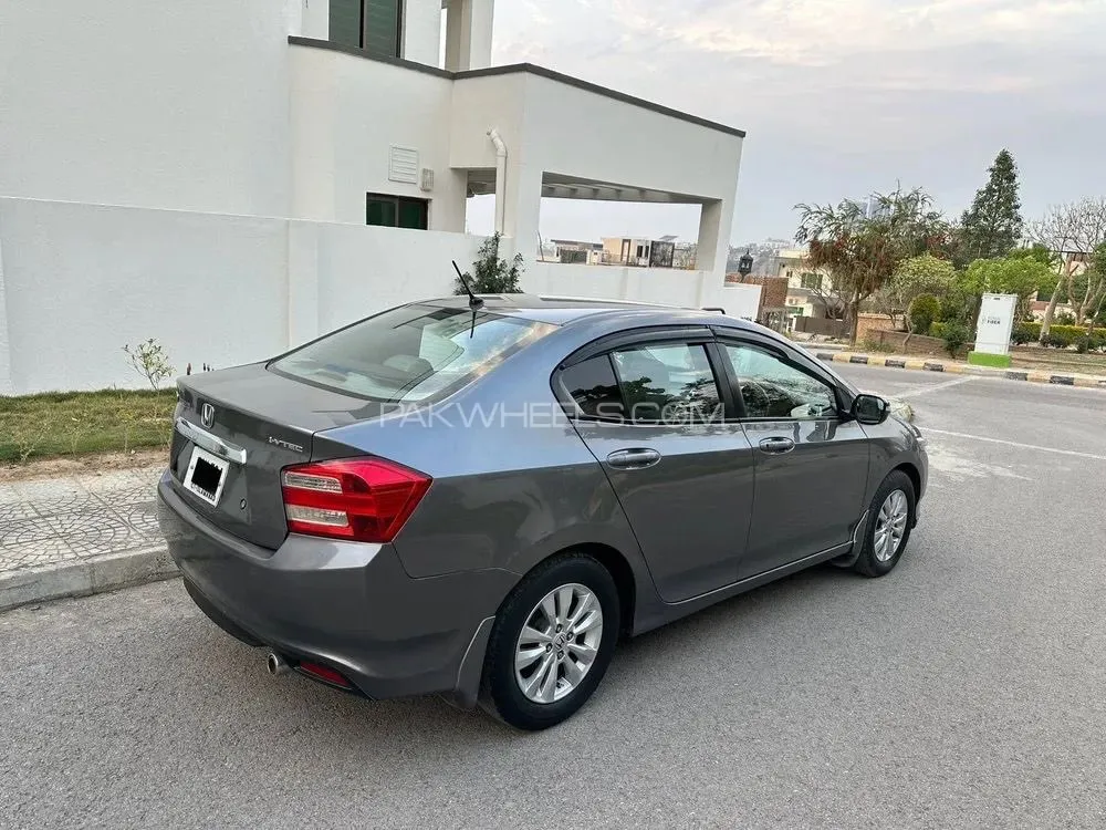 Honda City 2016 for Sale in Faisalabad Image-1